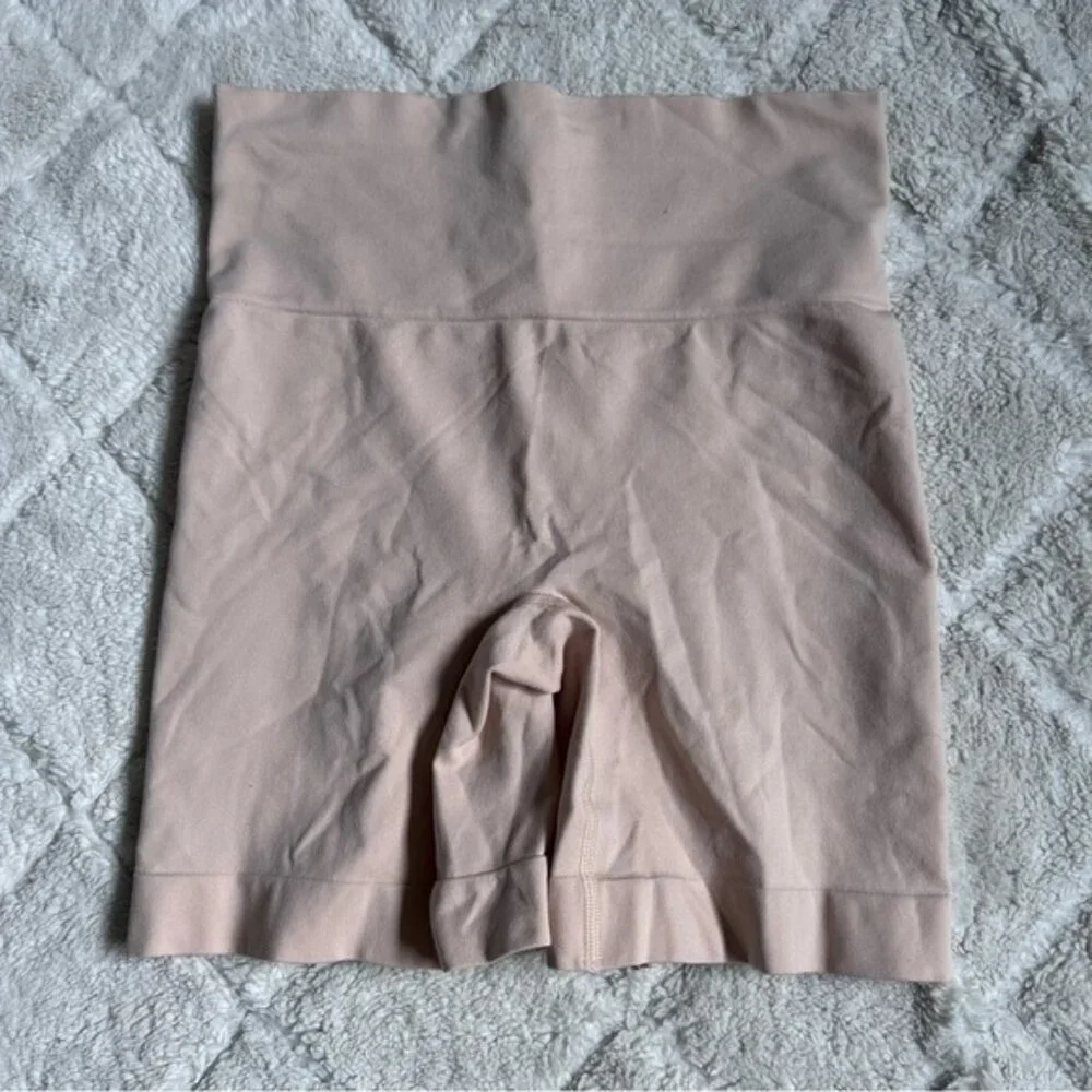 SPANX By Sara Blakely | Nude Shapewear Mid-Thigh Short- 10149R | Size Small